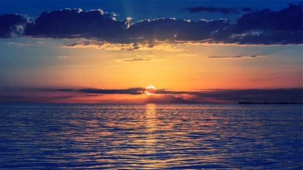 Büyüleyici gün batımı manzarası