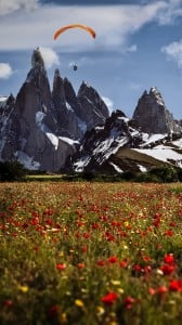 Dağlar ve Paraşütçü 1080x1920