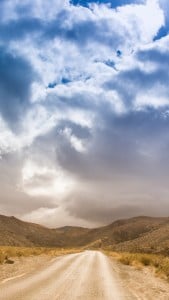 Dağların Üzerindeki Bulutlar