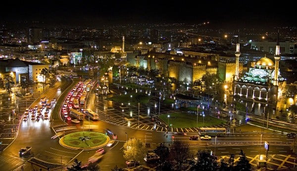 Kayseri meydanı gece