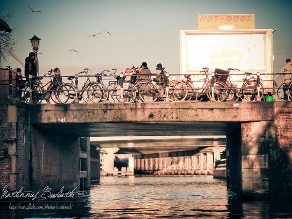 Amsterdam kanal köprü
