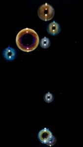 iPhone 5 Wallpaper Flying Bubbles 2