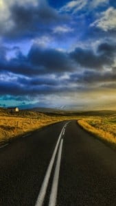 iPhone 5 Yol Wallpaper 3