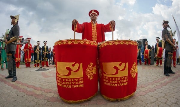 mehter takımı davulcu