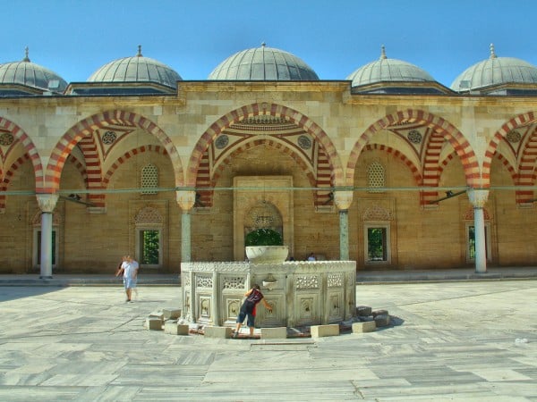 selimiye camii avlu