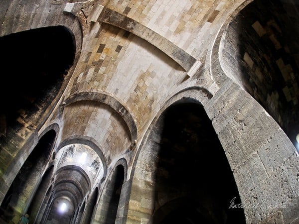 kervansaray iç sütunlar