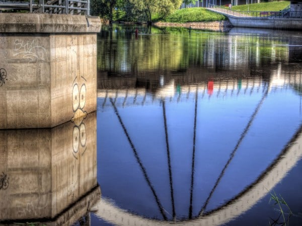 tartu göl yansıması