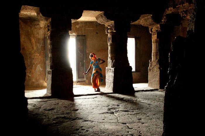 134394-national-geographic-100-gun-100-kare--75-1273702274