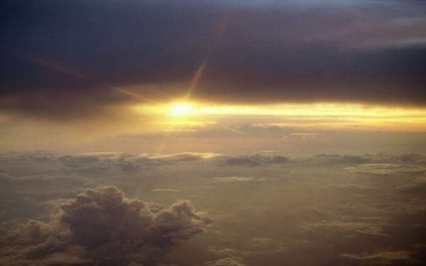 Bulutlu Gün Batımı Resmi