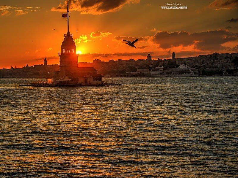 Galata Kulesi ve Kız Kulesi