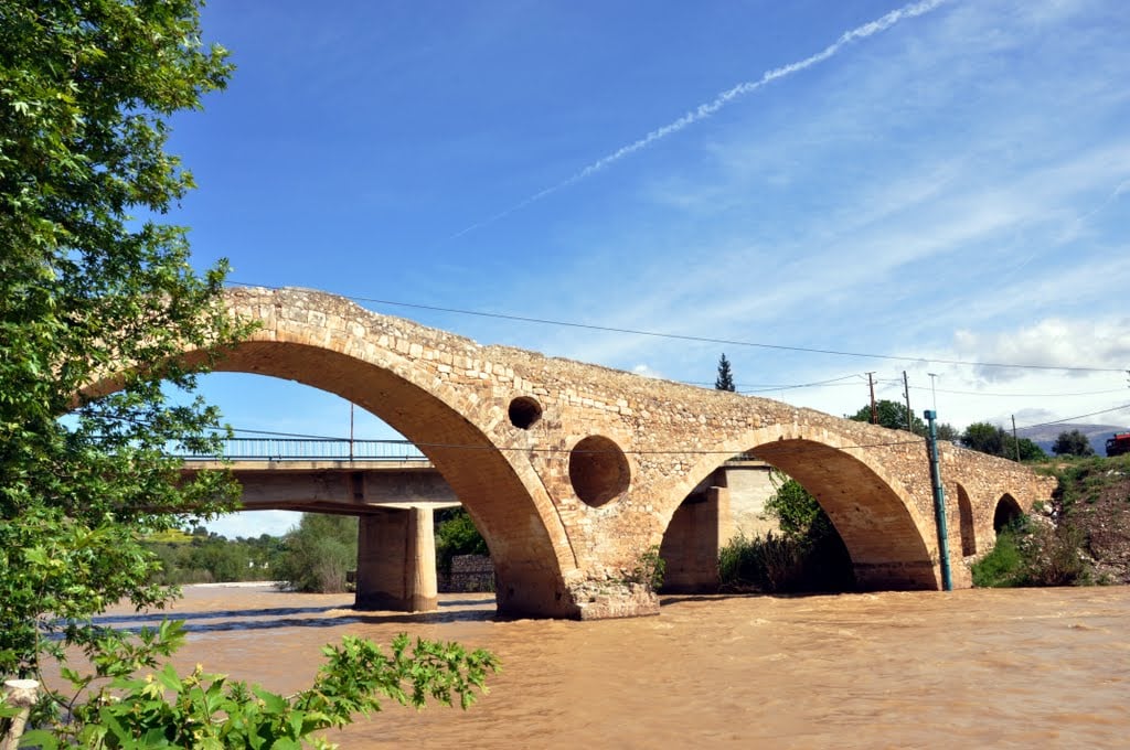 Kravga Köprüsü Manzarası