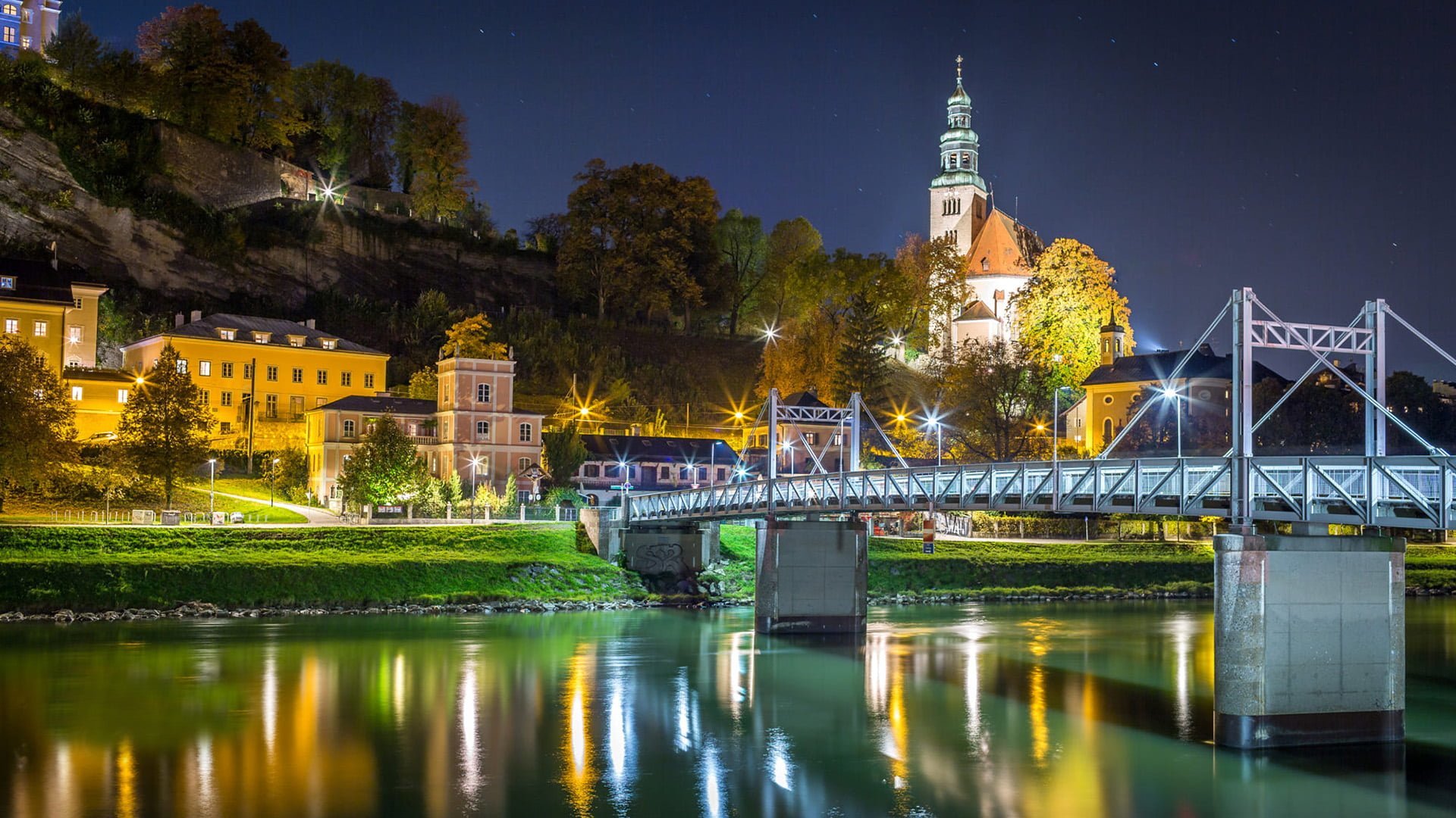 Salzburg - Avusturya Gece Manzarası