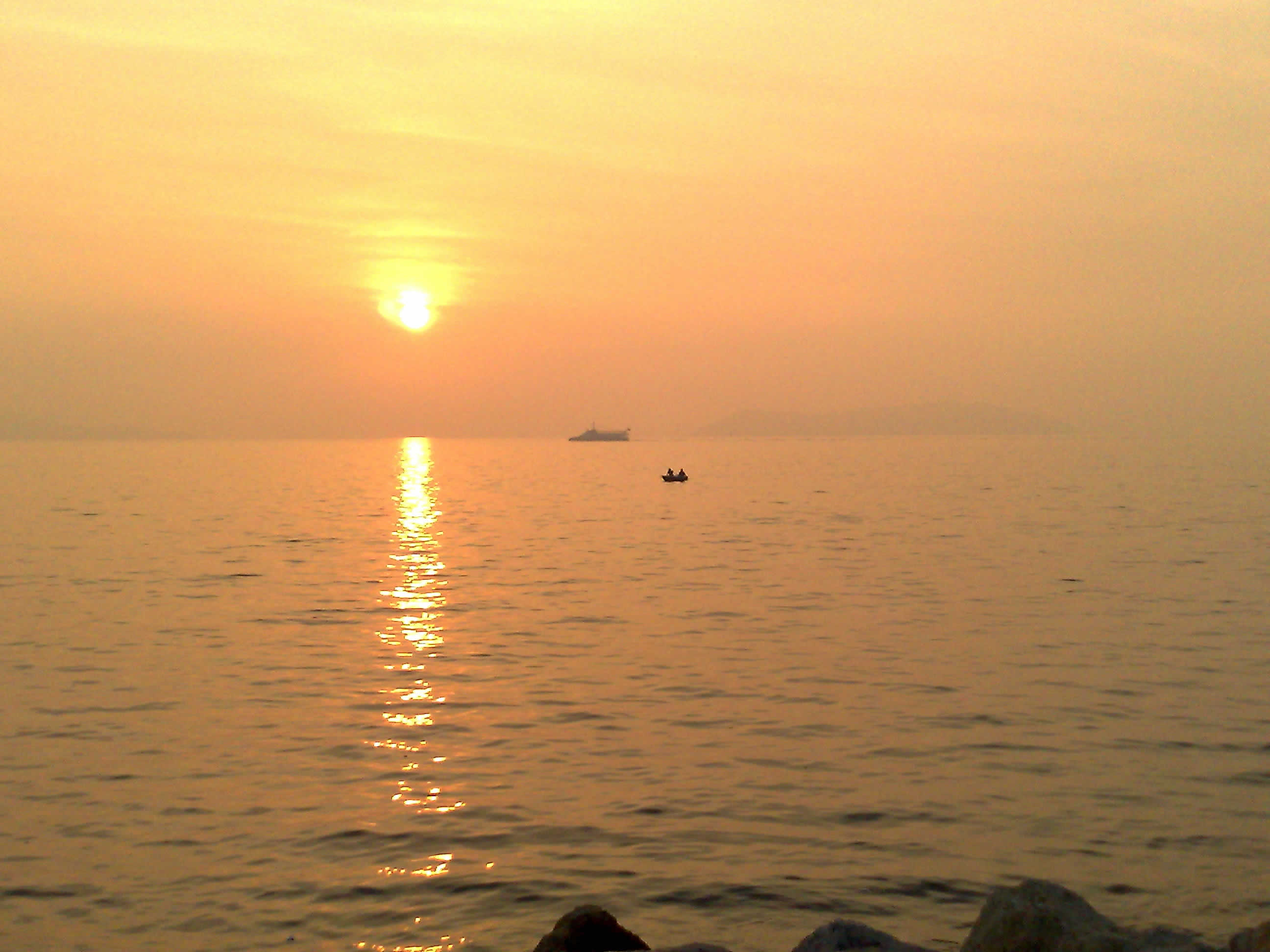 adalarda güneşin batışı