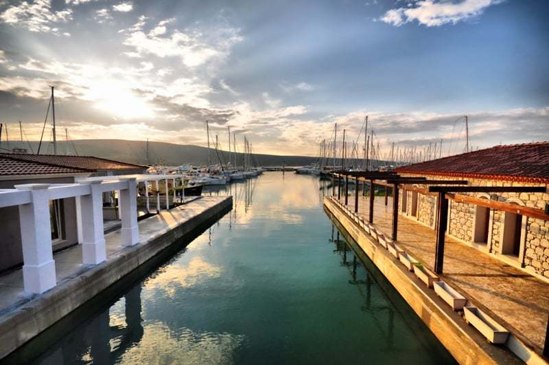 alaçatı ve gün batımı