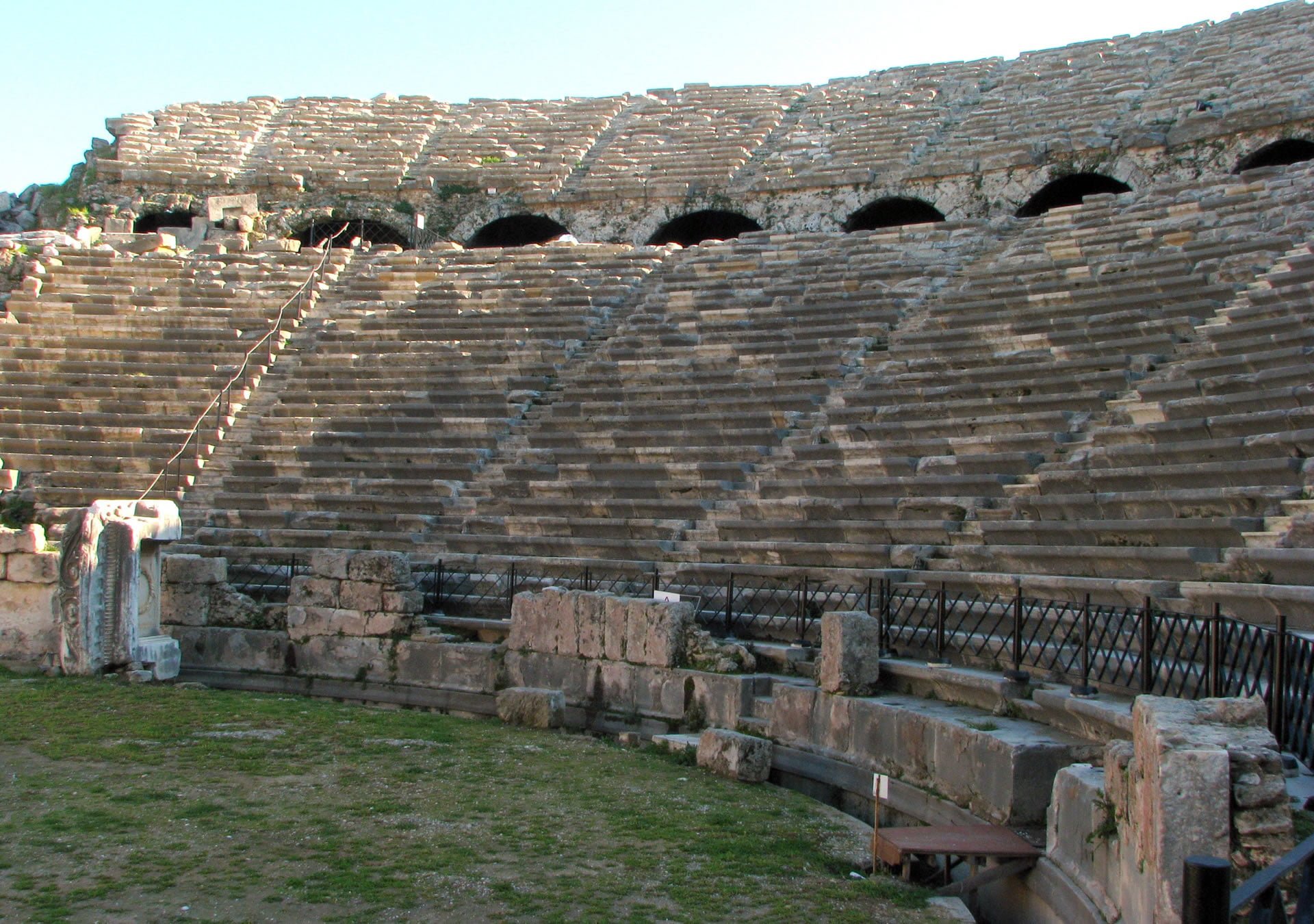 antik tiyatro side