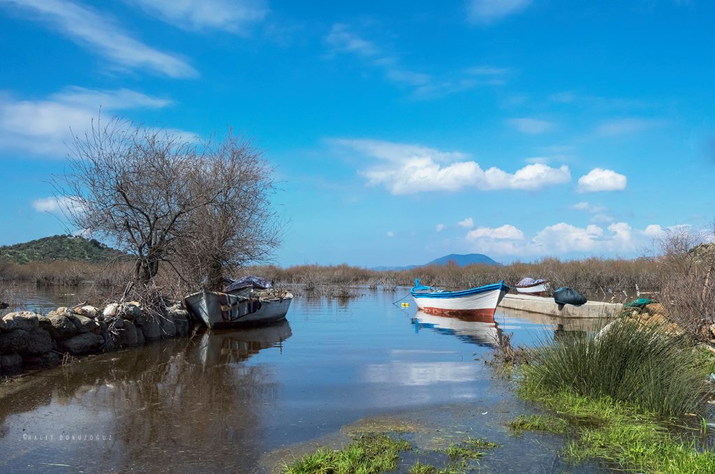 bafa gölü manzarası