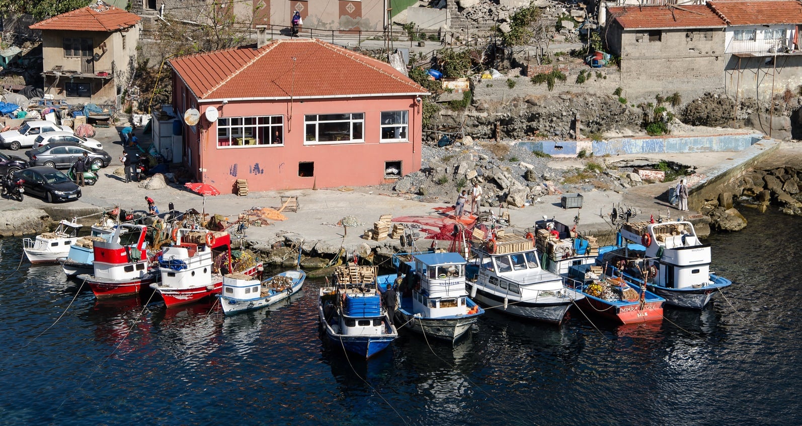 garipçe köyü arka planları