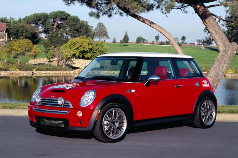 kırmızı mini cooper