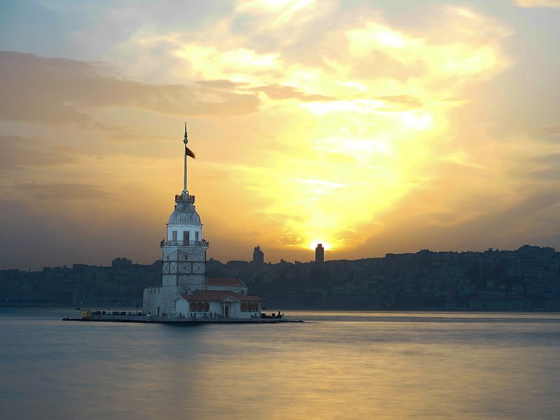 kız kulesi gün batarken