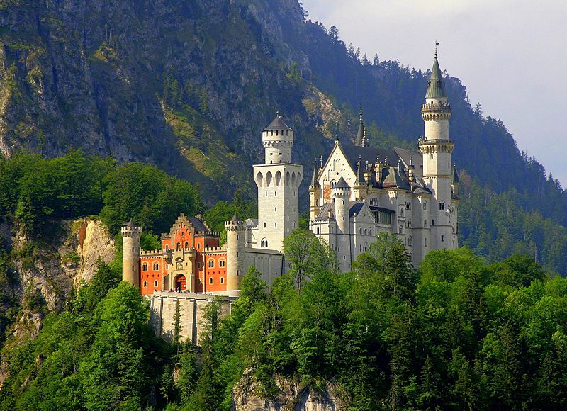 neuschwanstein_castle1-1309340408