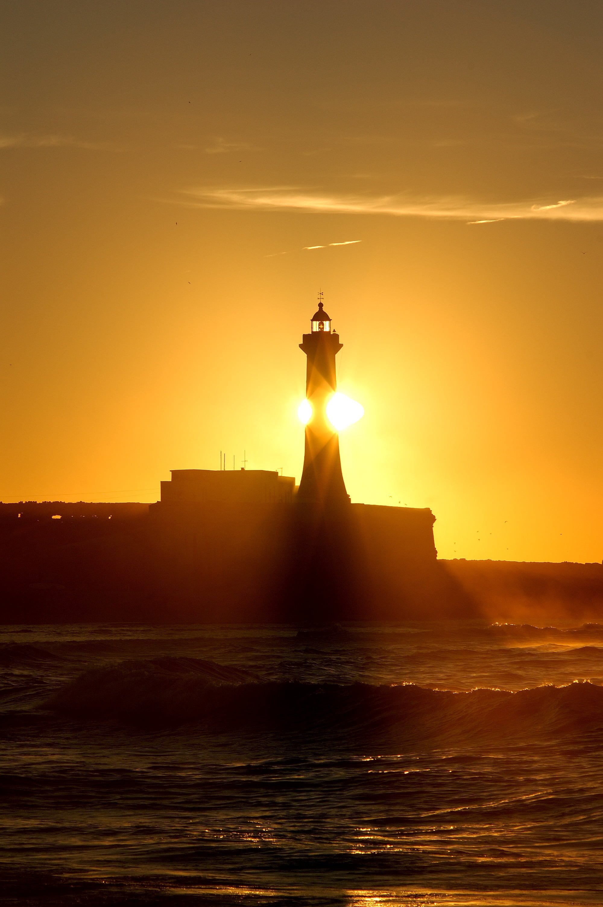 rabat_phare_sunset-1299877550