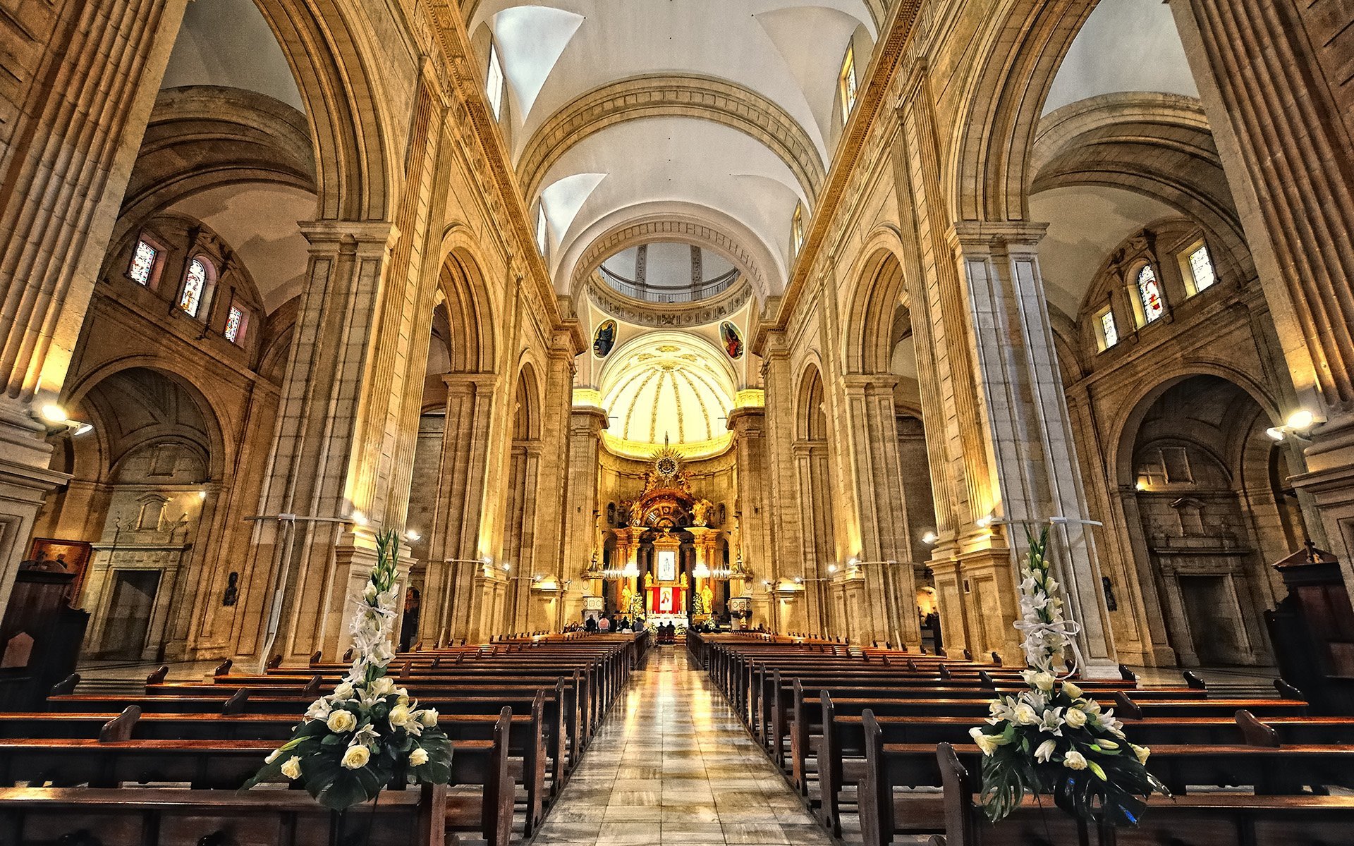 santa maria collegiate kilisesi