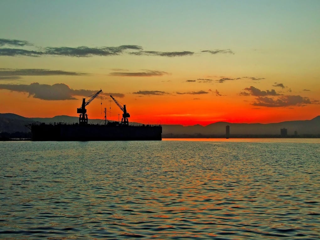 tersanede gündoğumu