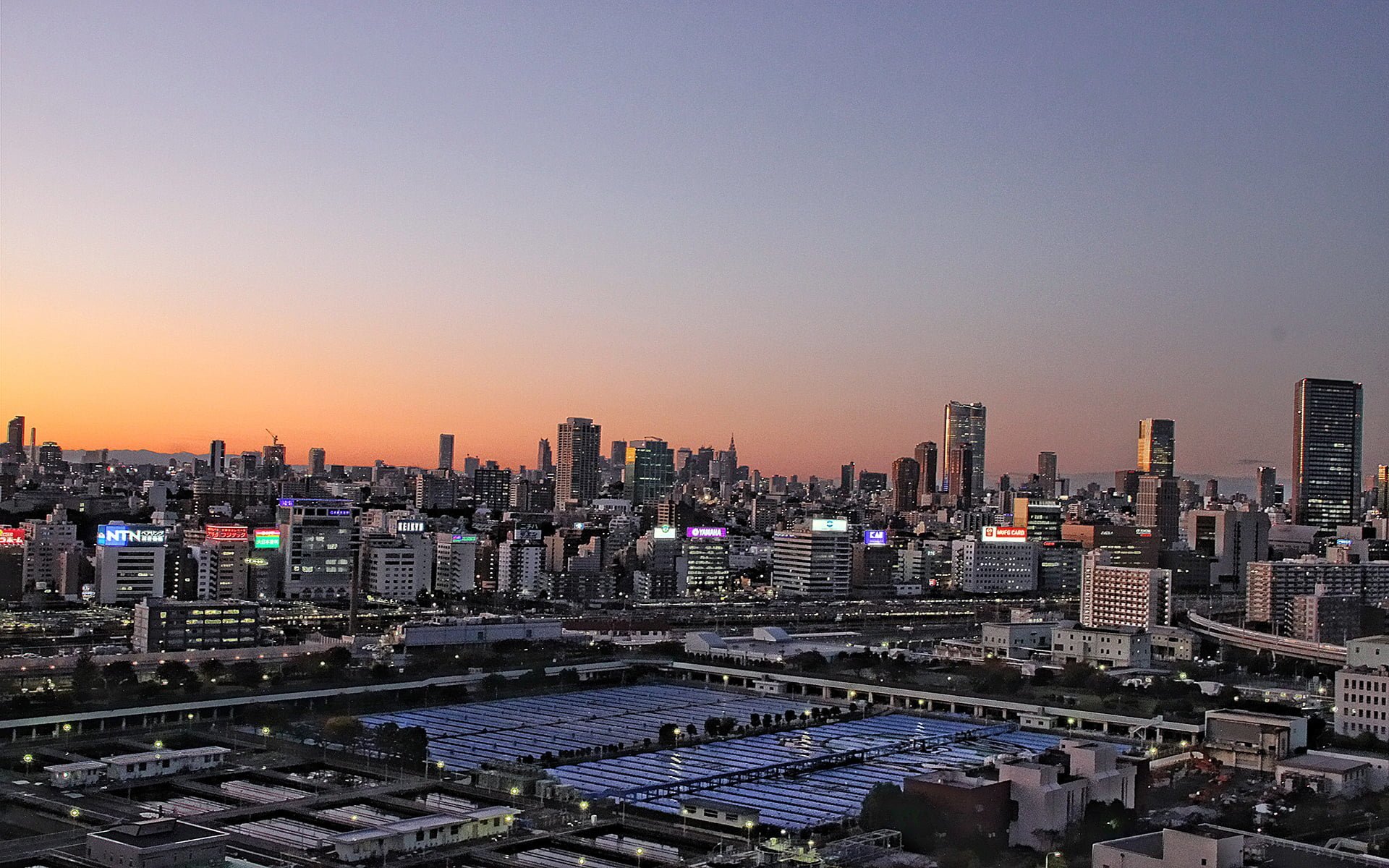 tokyo gökyüzü ve şehir