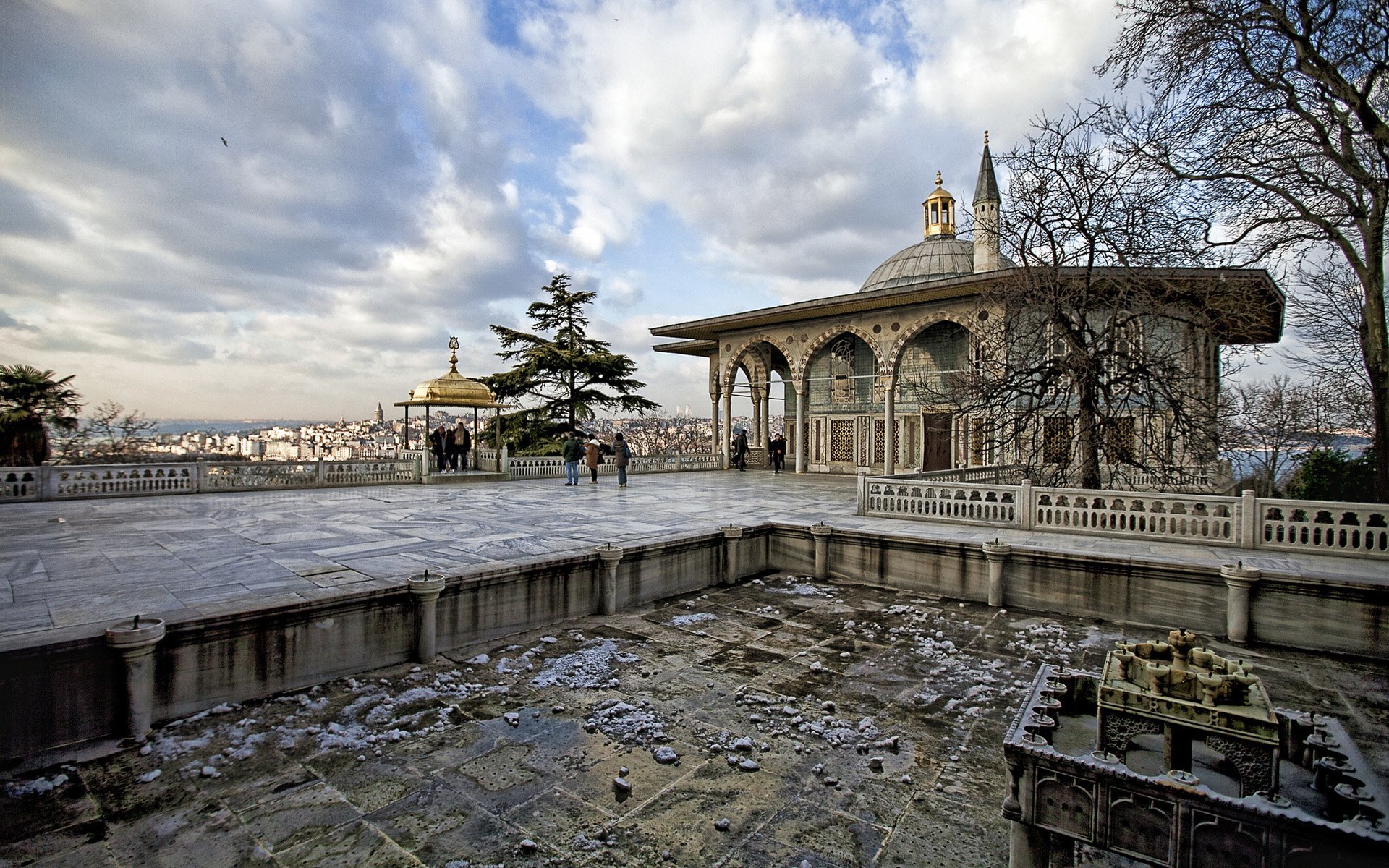 topkapı sarayı avlu