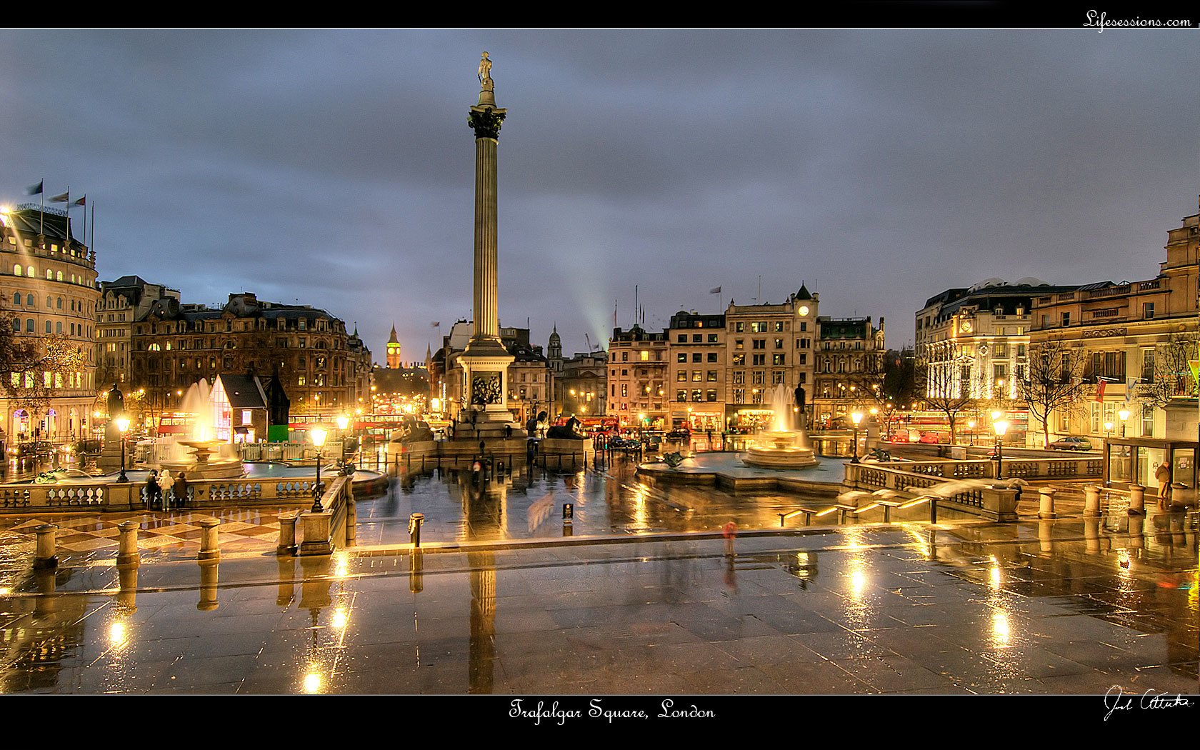 trafalgar_square_london-1300657773